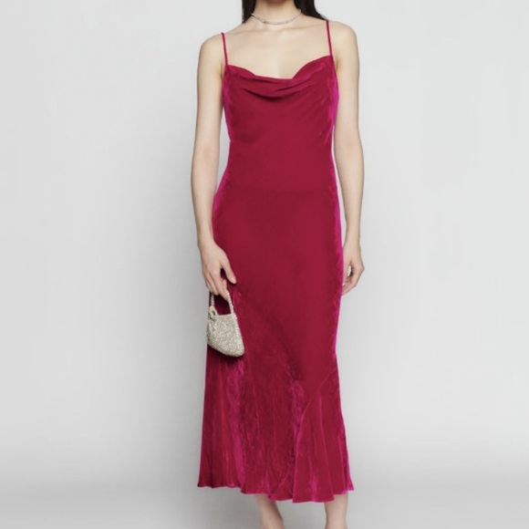 Reformation Salamanca Dress In Rhubarb Velvet 6 NWT - Picture 2 of 12
